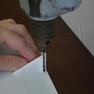 Drill guide / Cale à neuneu