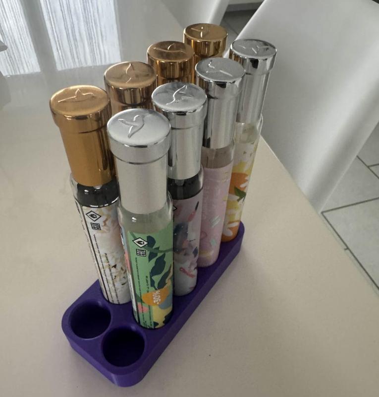 Adopt fragrance 10 stands 