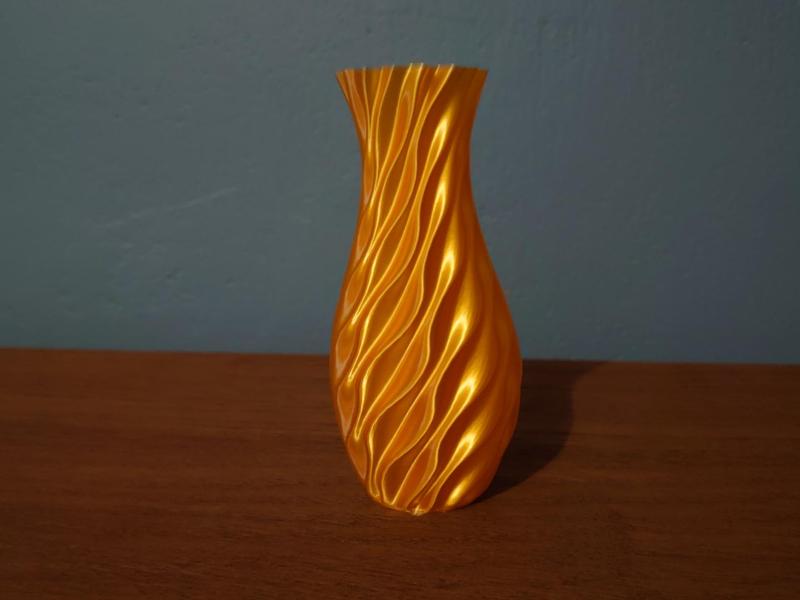 Sinusoidal vase