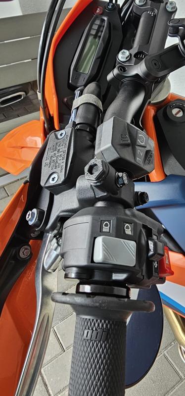 KTM 690 SMC-R , Husqvarna 701 , GasGas 700 mirror screw