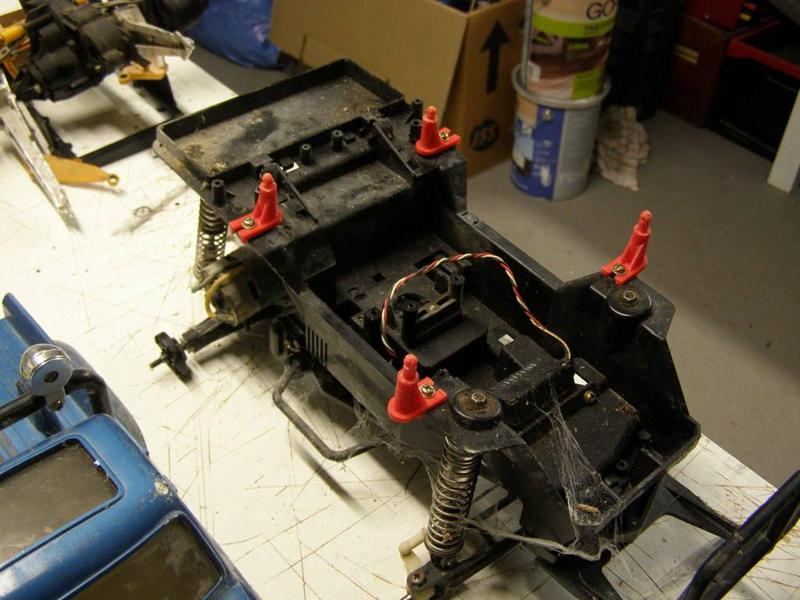 Tamiya pumpkin body mount