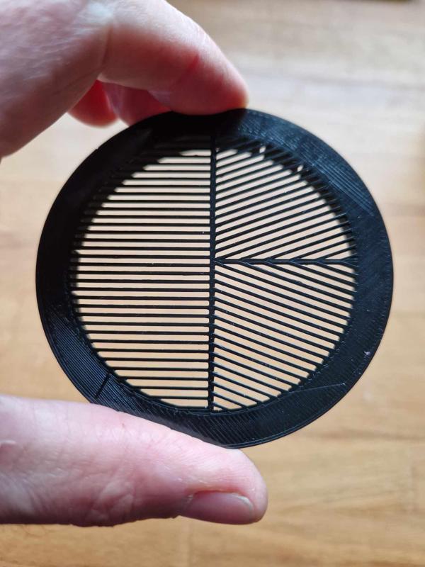 Bahtinov mask for telescope Astro Pro APO 66 carbon.