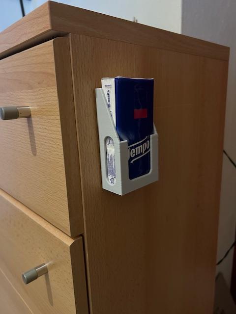 Tempo paper tissue holder