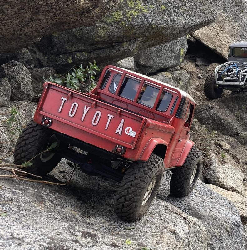 Vanquish Phoenix FJ45 Bed Conversion with shock covers
