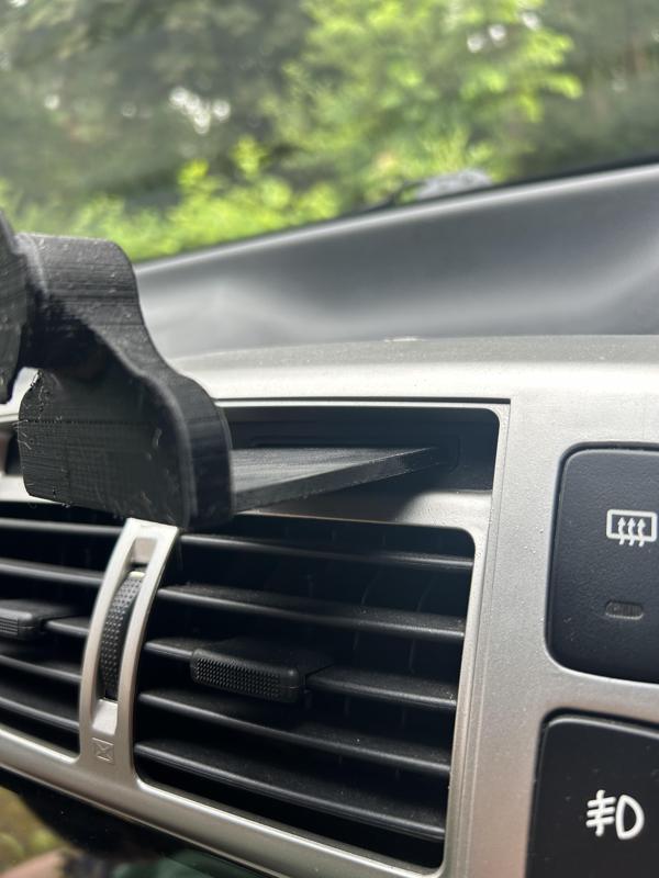 Car quad hole holder