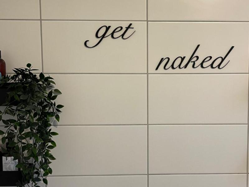 Get Naked – Decorative Lettering for the Bathroom
