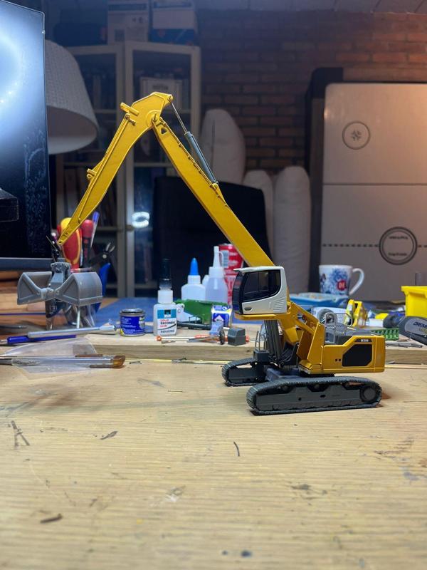 Liebherr 15M Boom 938/945