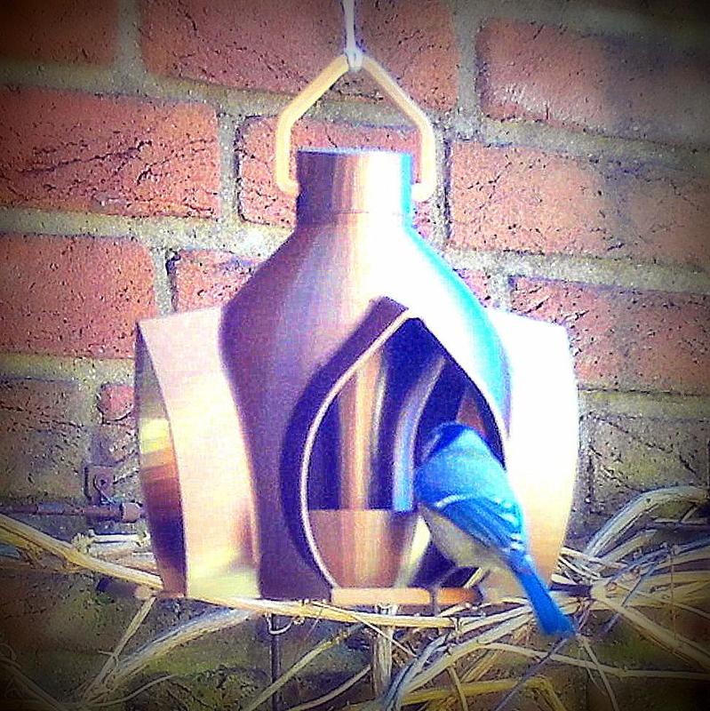 Light Weight Bird Feeder