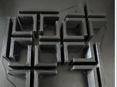 Pieces to build mazes with wood or cardboard