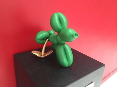 Peeing Balloon Dog