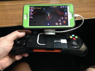 Moga Ace iPhone/iPad adapter