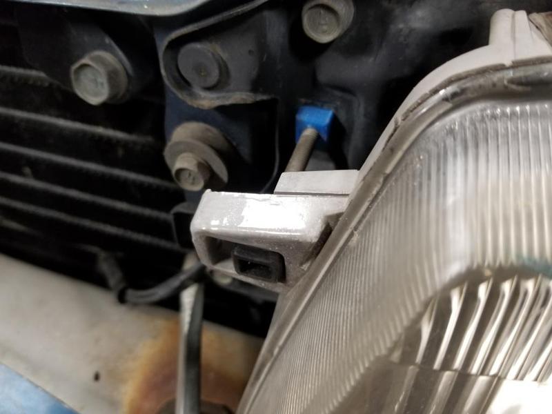 Headlight Adjustment "nut" (10mm x 11mm x 4mm screw hole)