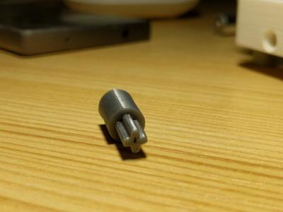 Reduction from the MIG500 motor shaft to LEGO axle