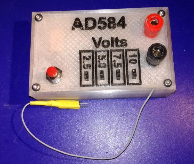 Boitier référence de tension AD584