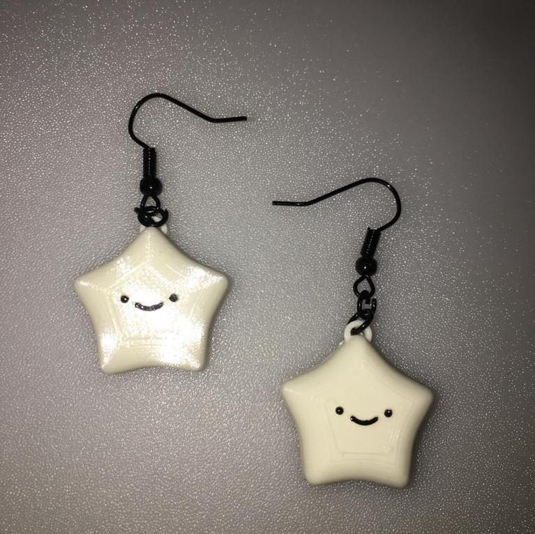 Happy star earring ornament