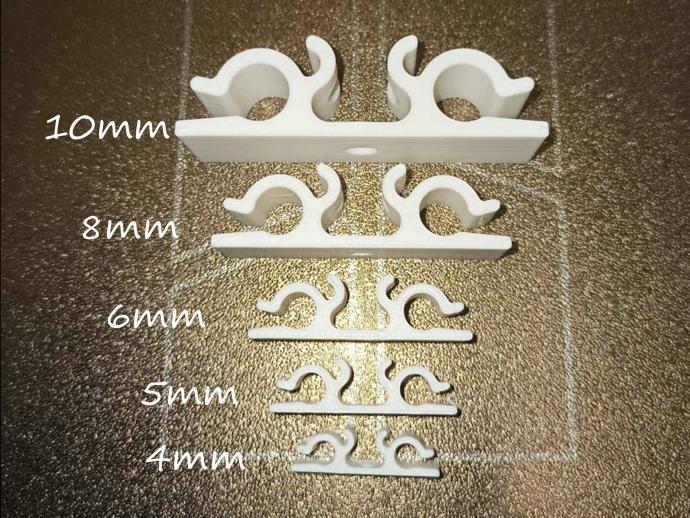 Strong triple cable clips