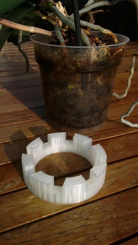 customizable parametric height adjuster for orchid planters