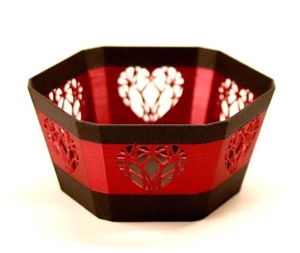 VALENTINE'S DAY HEART SHAPED CANDLE HOLDER - Remix