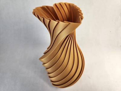 Curvy Heart Vase