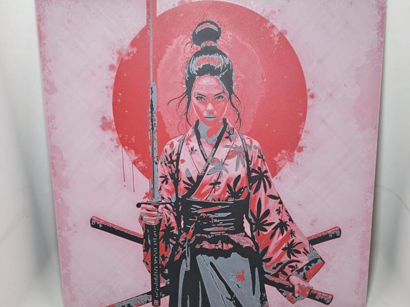 Samurai Girl - 200x200 Hueforge