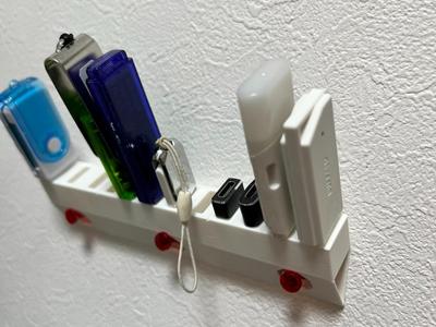 Wall Mount USB Holder: 2 size Easy Push PinInstall