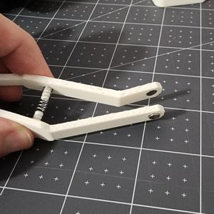 Tweezers for magnets