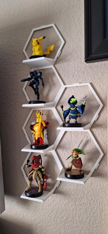 Interlocking Hex Display Shelf With Hidden Interlocks