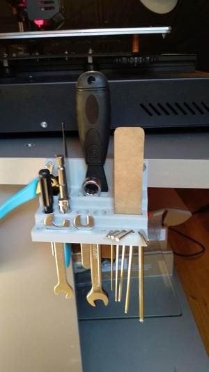 CR-10 Wall Mount Tool Holder Remix
