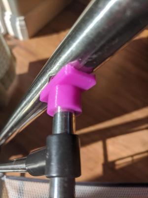 Clothes drying rack junction