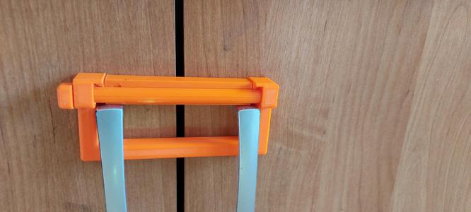 Kitchen door lock