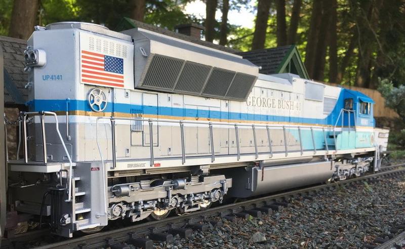 SD70ACe Flared Radiator