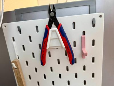 Skadis hanger for X1C, fully useable
