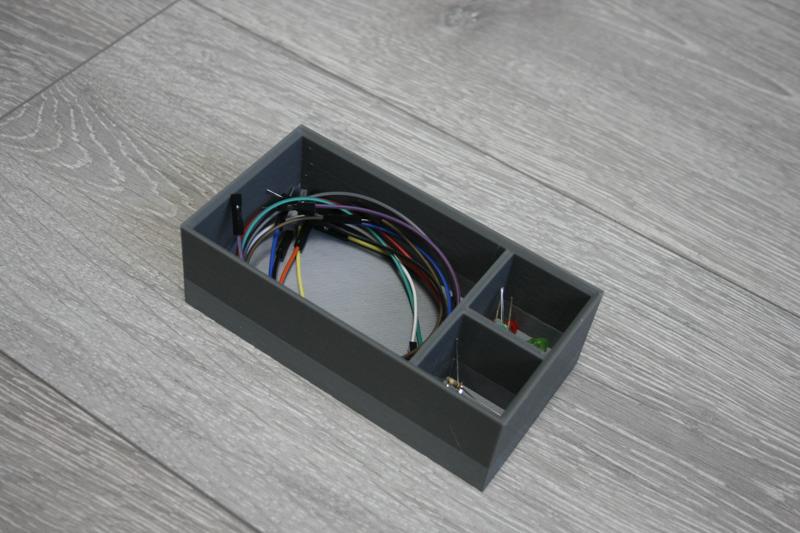 Simple electric sorting box