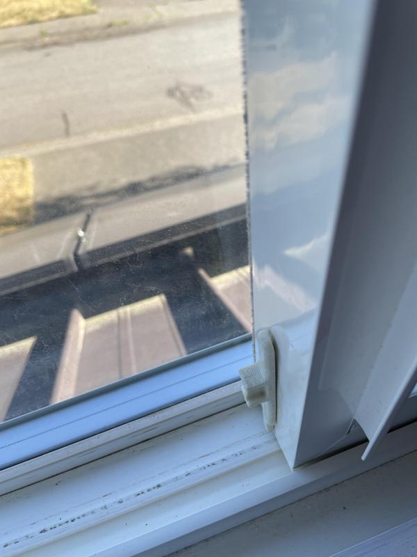 Sliding Window Dropdown Stop