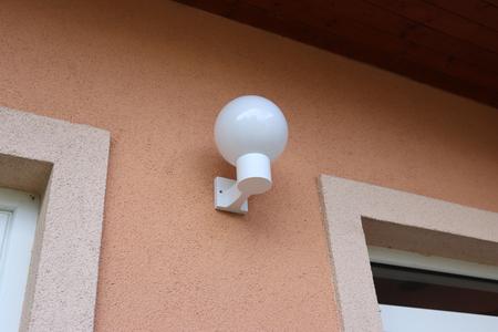 Solid Outdoor Globe Lamp Holder
