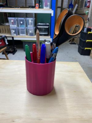Polygon Pencil Cup with internal dividers