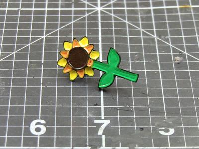 Sunflower enamel pin