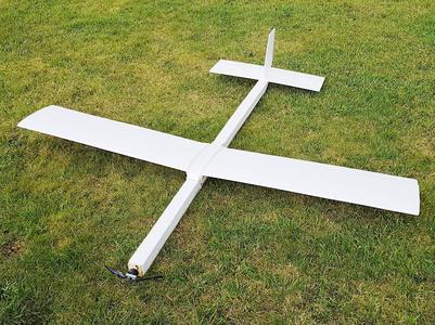 Spinner for folding prop on RC model aircraft