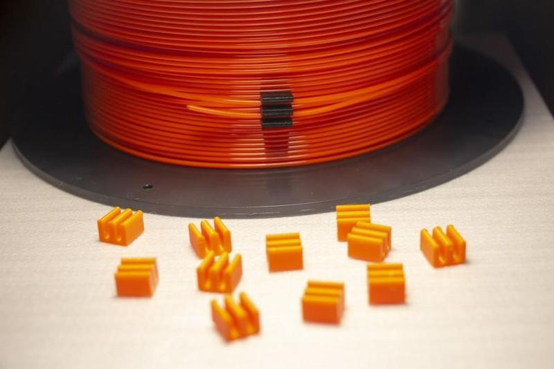 1.75mm Filament Clip (styled after 3D Solutech filament clips)