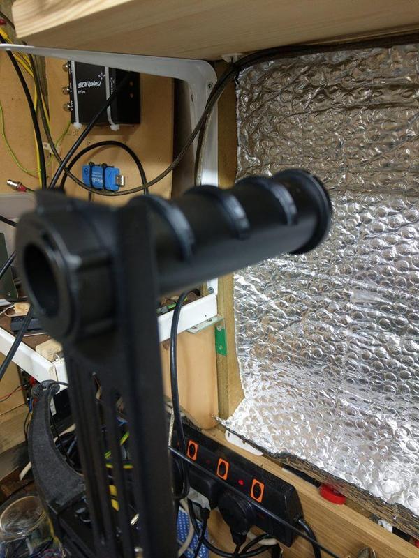 Slip rings for reel dispenser