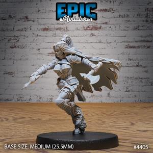 Barbarian Warrior Female Running ‧ DnD Miniature ‧ Tabletop Miniatures ‧ Gaming Monster ‧ 3D Model ‧ RPG ‧ DnDminis ‧ STL FILE