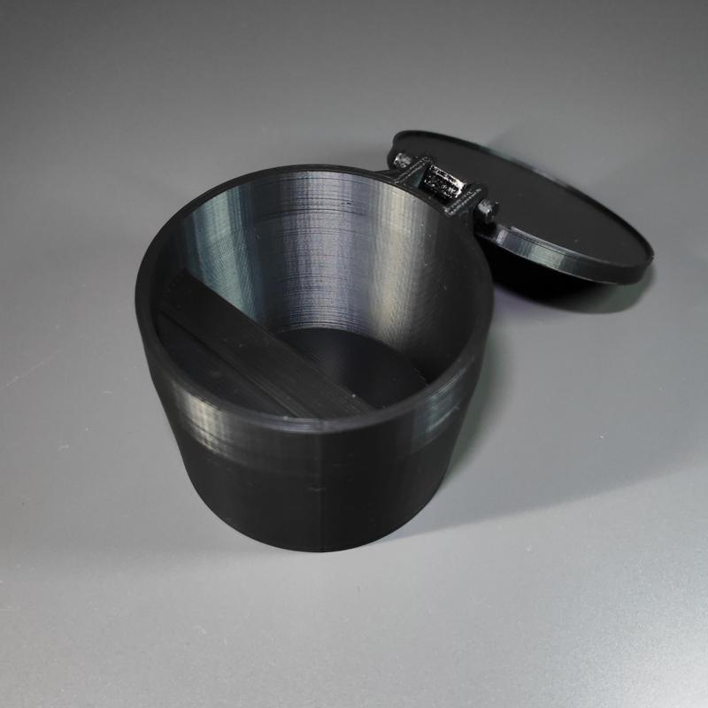 ASHTRAY