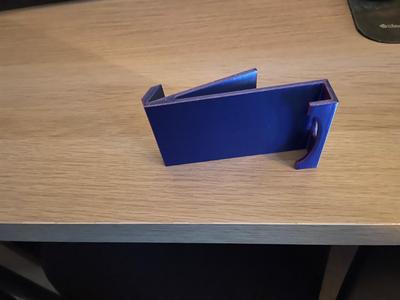 FrenchCleatPhoneStand