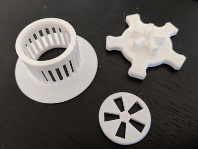 Shower strainer with removable bottom