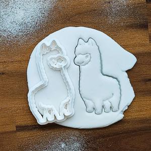 Alpaca cookie cutter