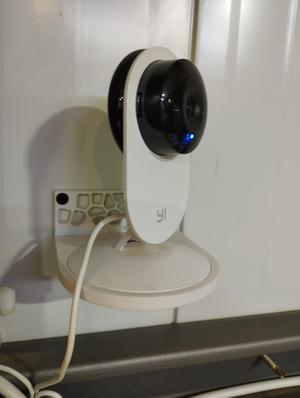 YI 1080 camera  wall mount