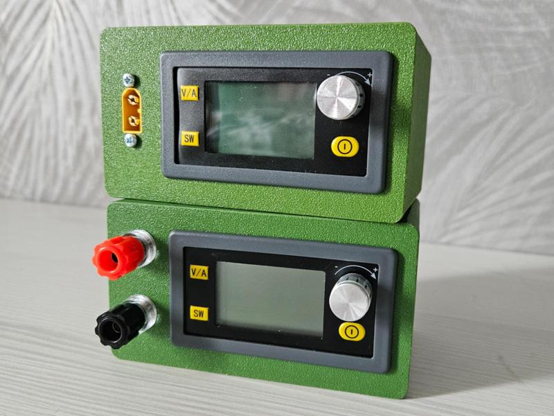 DC-DC power converter box