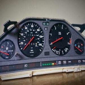 E30 instrument cluster rings