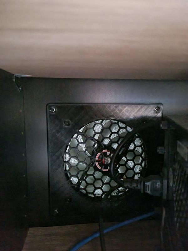 Lüfter Einsatz für Hi-Fi Schrank