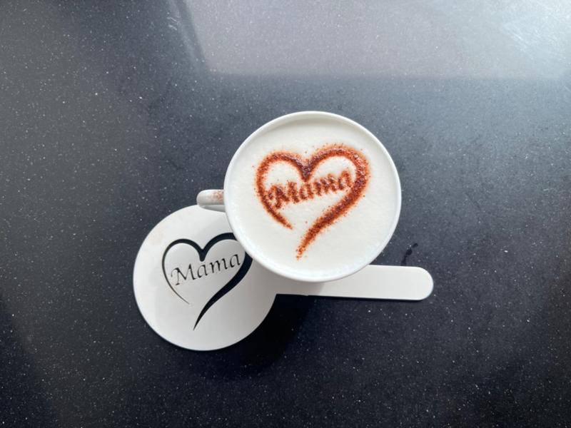 Cappuccino Latte Art Heart Mama